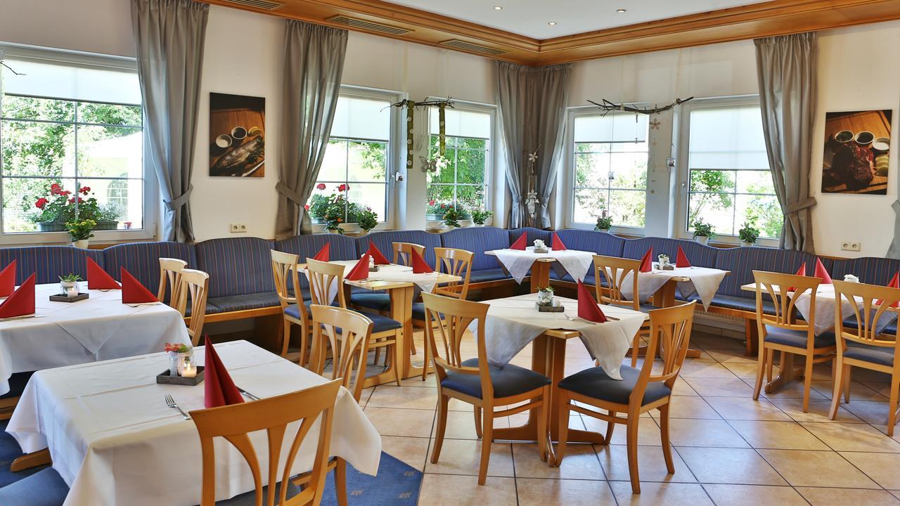 Hotel Alznauer Hof Gomaringen Kültér fotó