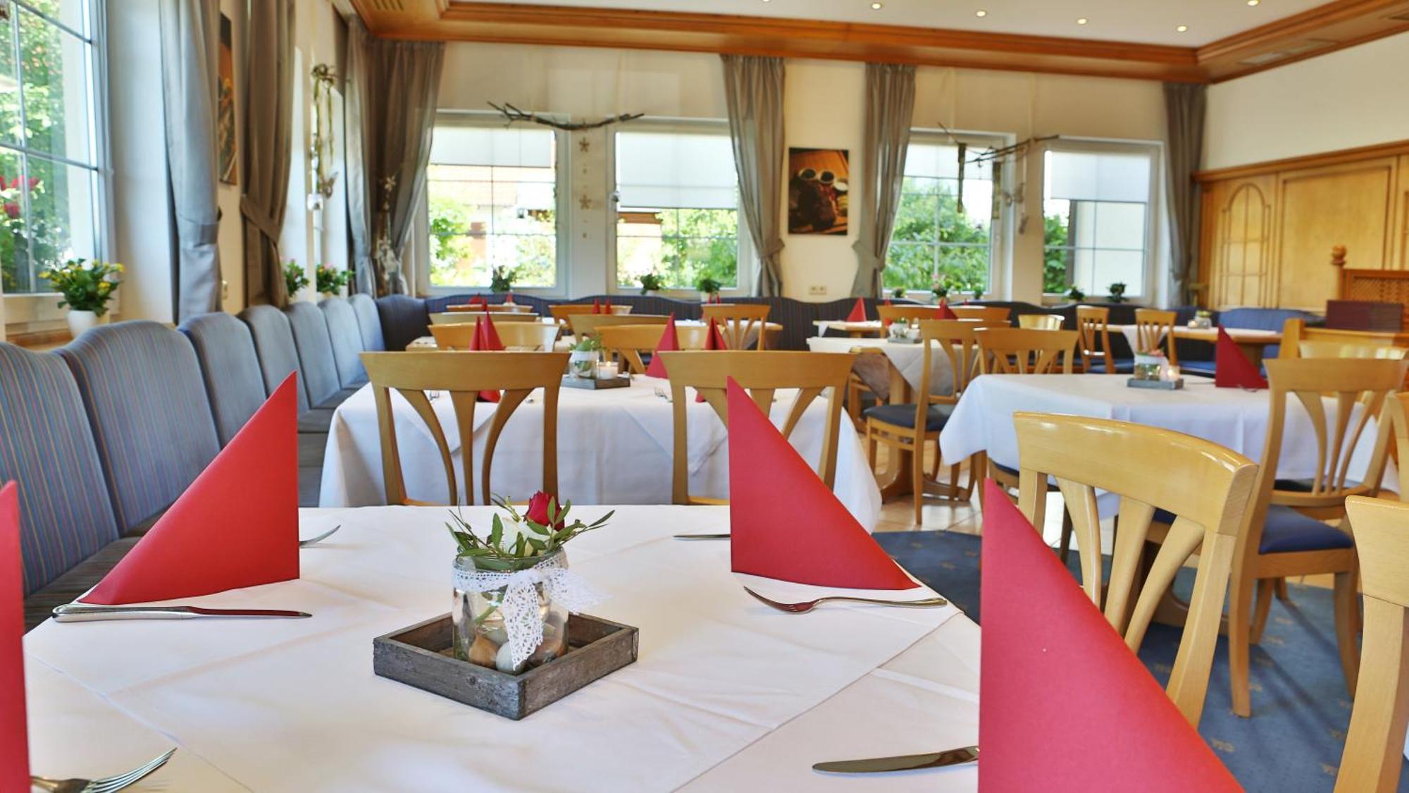 Hotel Alznauer Hof Gomaringen Kültér fotó